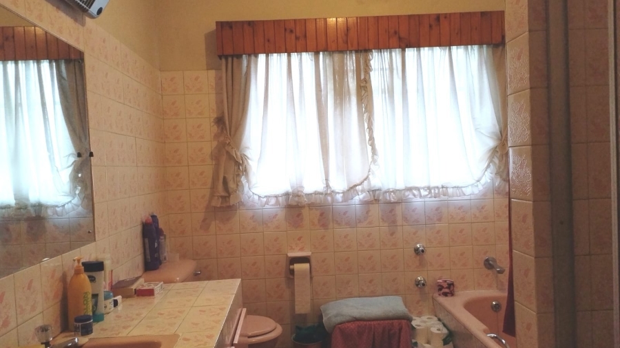 4 Bedroom Property for Sale in Parys Free State